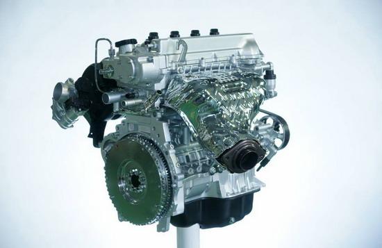 图为吉利将于上海车展上展出的直喷发动机4G15D