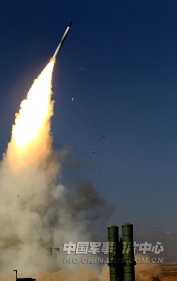 俄称中国是S-300防空导弹系统最大采购国(图)