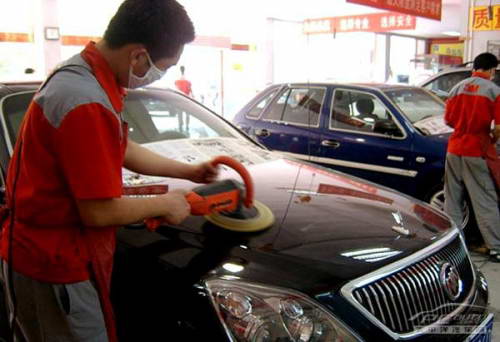 沙尘暴过后洗车要注意 别让爱车受委屈