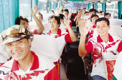 中国一艘渔船在南沙海域被印尼炮艇抓扣