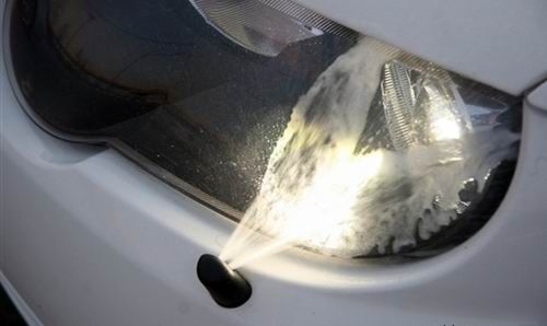 汽车配置中看而不中用 盘点10大鸡肋配置