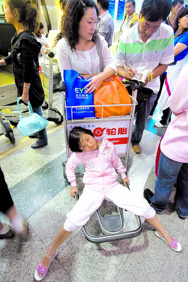 事发后，乘客准备重新登机。 《都市时报》供图 