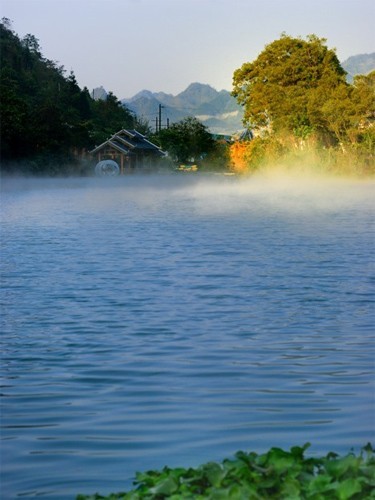 寻找凤凰湖 自驾去广西十万大山的八尺江中游