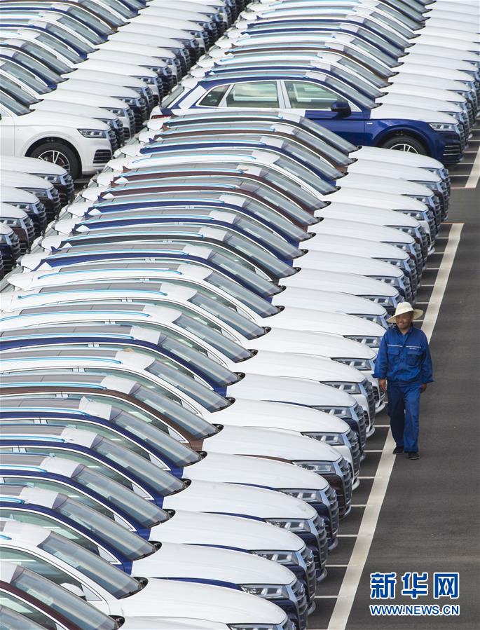 (经济)(4)上半年我国汽车产销量分别达1213.2万辆和1232.3万辆